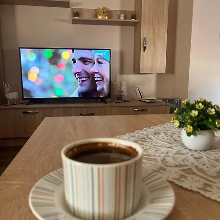 Kvins 公寓 Kruševac